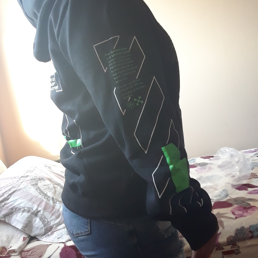 Hoodie Black in Men